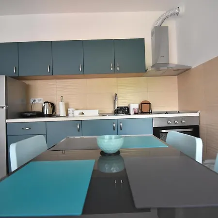 Apartment Point *