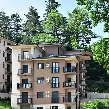 Apartment Point *