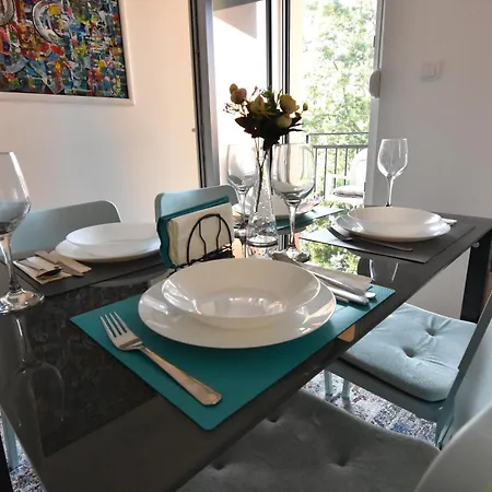 Point Apartment